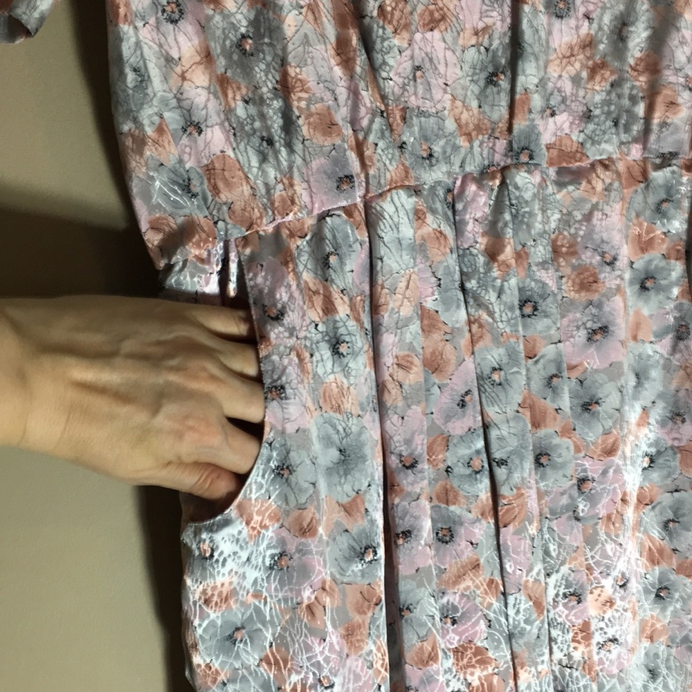 Vintage Floral Dress w/ pockets. custom made, handmade - Picture 2 of 10